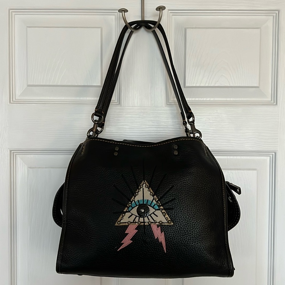 Coach Pyramid Eye Rogue 30